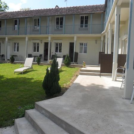 Hotel La Buissonniere Bannay  Dış mekan fotoğraf