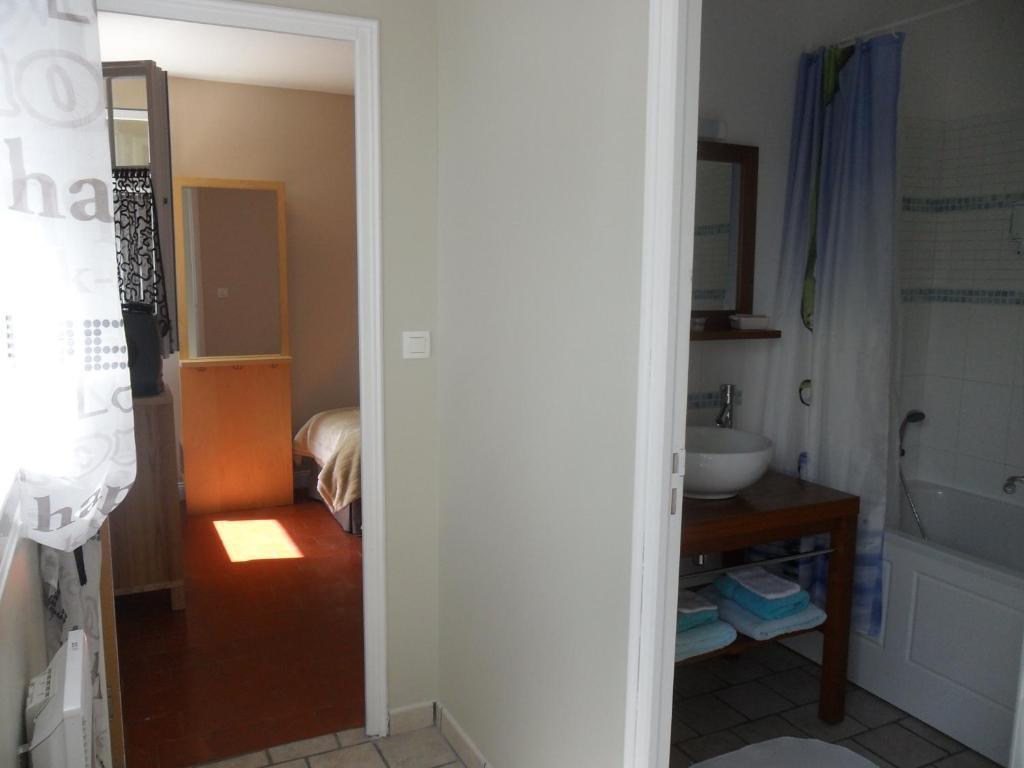 Hotel La Buissonniere Bannay  Oda fotoğraf