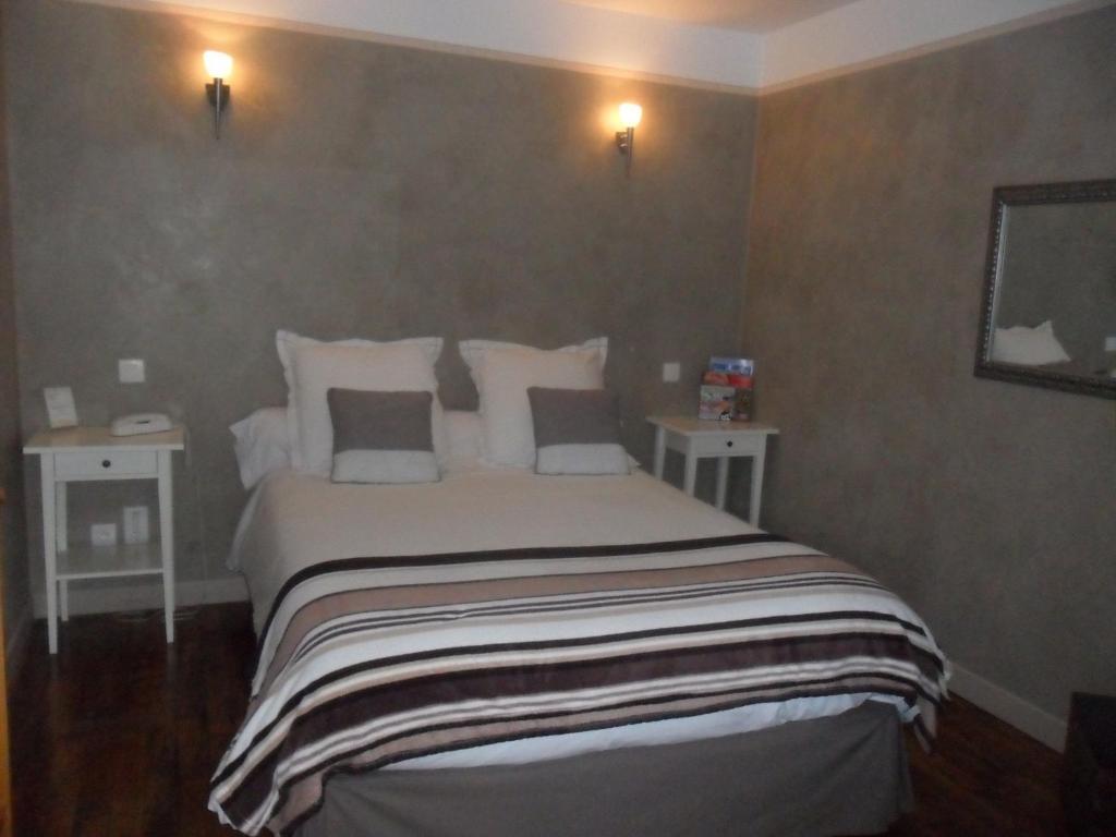 Hotel La Buissonniere Bannay  Oda fotoğraf